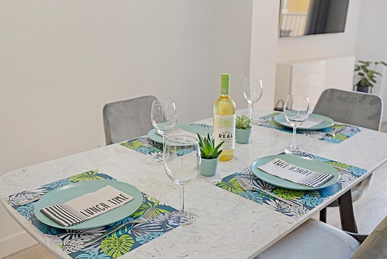 Divina Home Apartments ラ・カラ・デ・ミハス エクステリア 写真