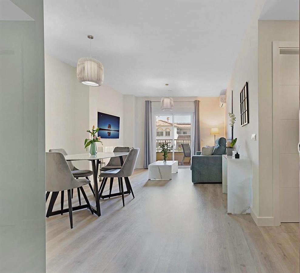 Divina Home Apartments ラ・カラ・デ・ミハス エクステリア 写真