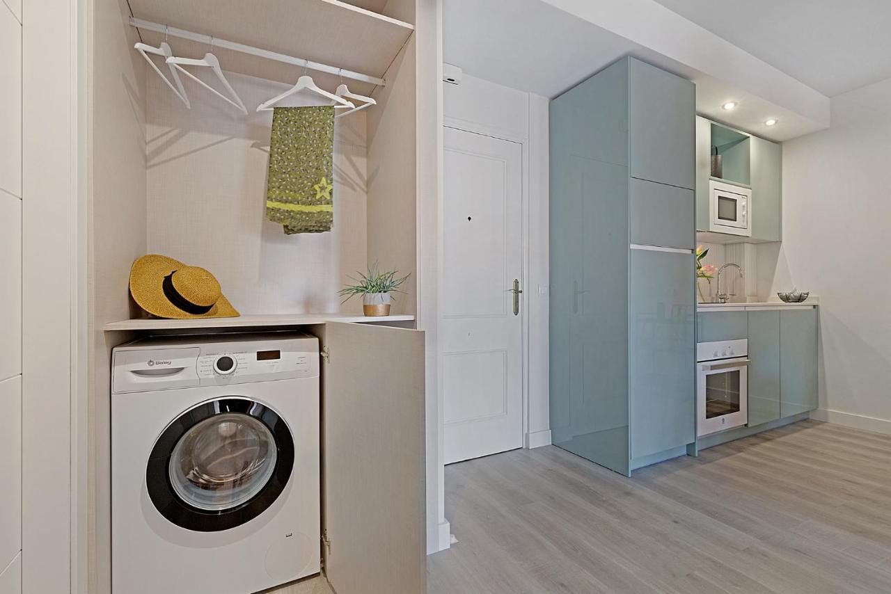 Divina Home Apartments ラ・カラ・デ・ミハス エクステリア 写真