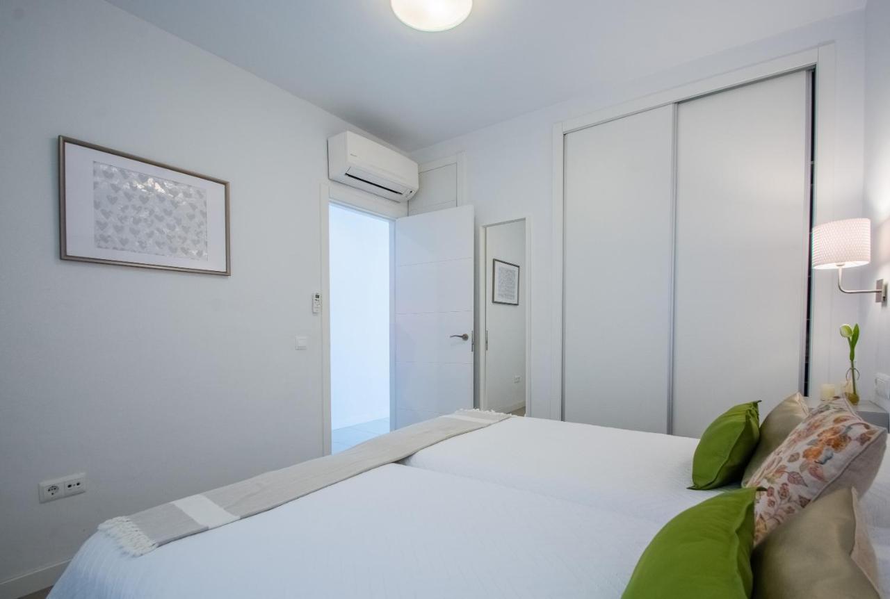 Divina Home Apartments ラ・カラ・デ・ミハス エクステリア 写真